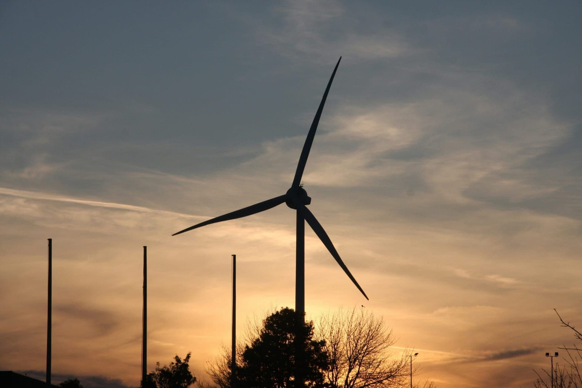 GOP Senators Introduce Bill to Reverse Biden’s “Green New Deal” Subsidies Amid Rising Energy Prices Washington, D.C., USA
