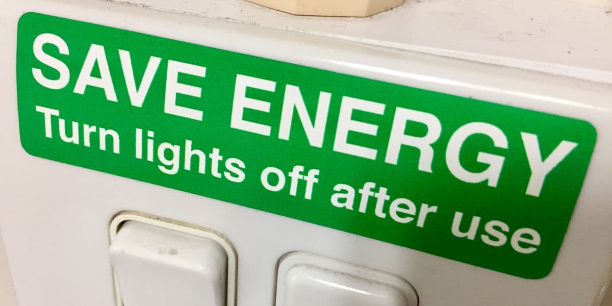 UK’s Green Pivot Accelerates with Renewables Soaring to New Heights
