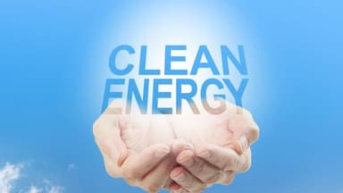 U.K. Embraces Green Energy Expansion Amid Global Power Demand Surge