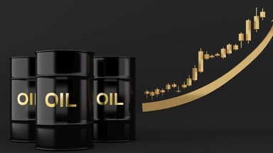 Global Oil Prices Edge Higher Amid Iran Tensions, But Supply Glut Tempers Gains