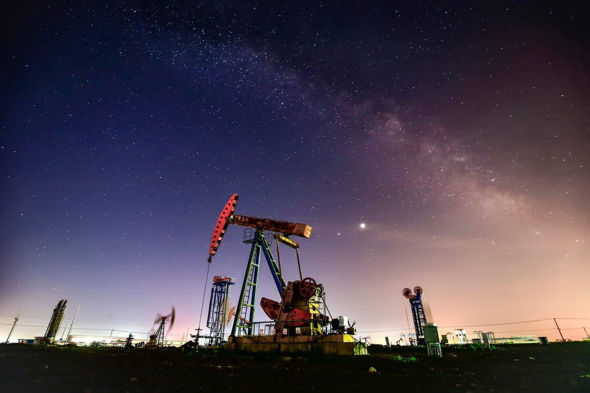 UK Launches Comprehensive Energy Support Plan Amid Global Oil Price Instability