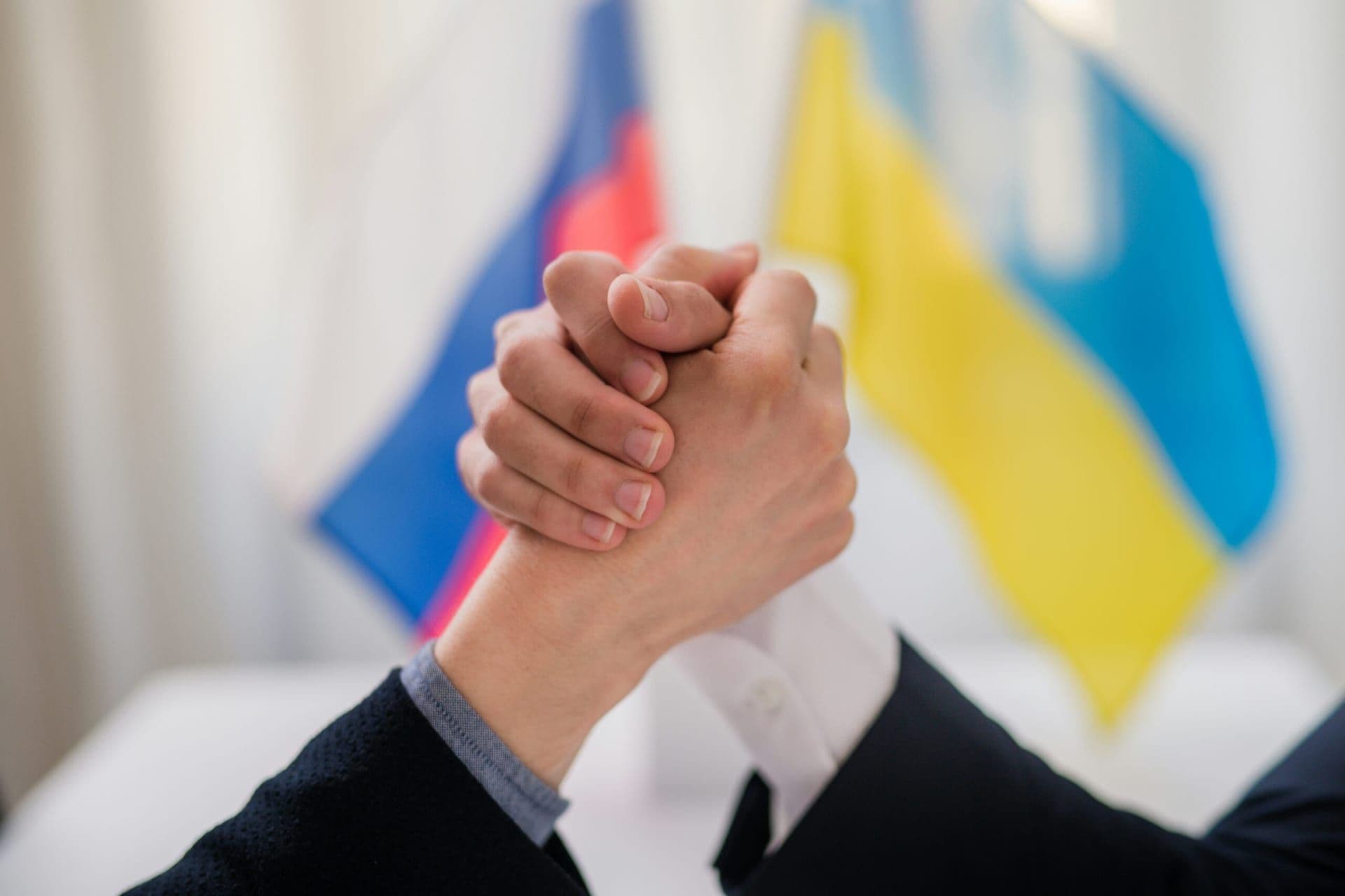 U.S. and Ukraine Sign Landmark Economic Recovery Agreement Amid Ongoing Conflict