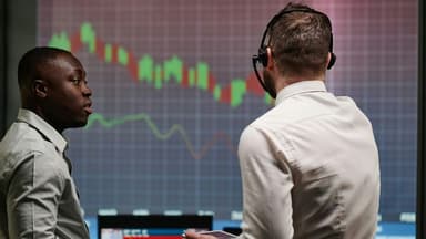 U.S. Markets Hit New Heights on Surging Economic Data