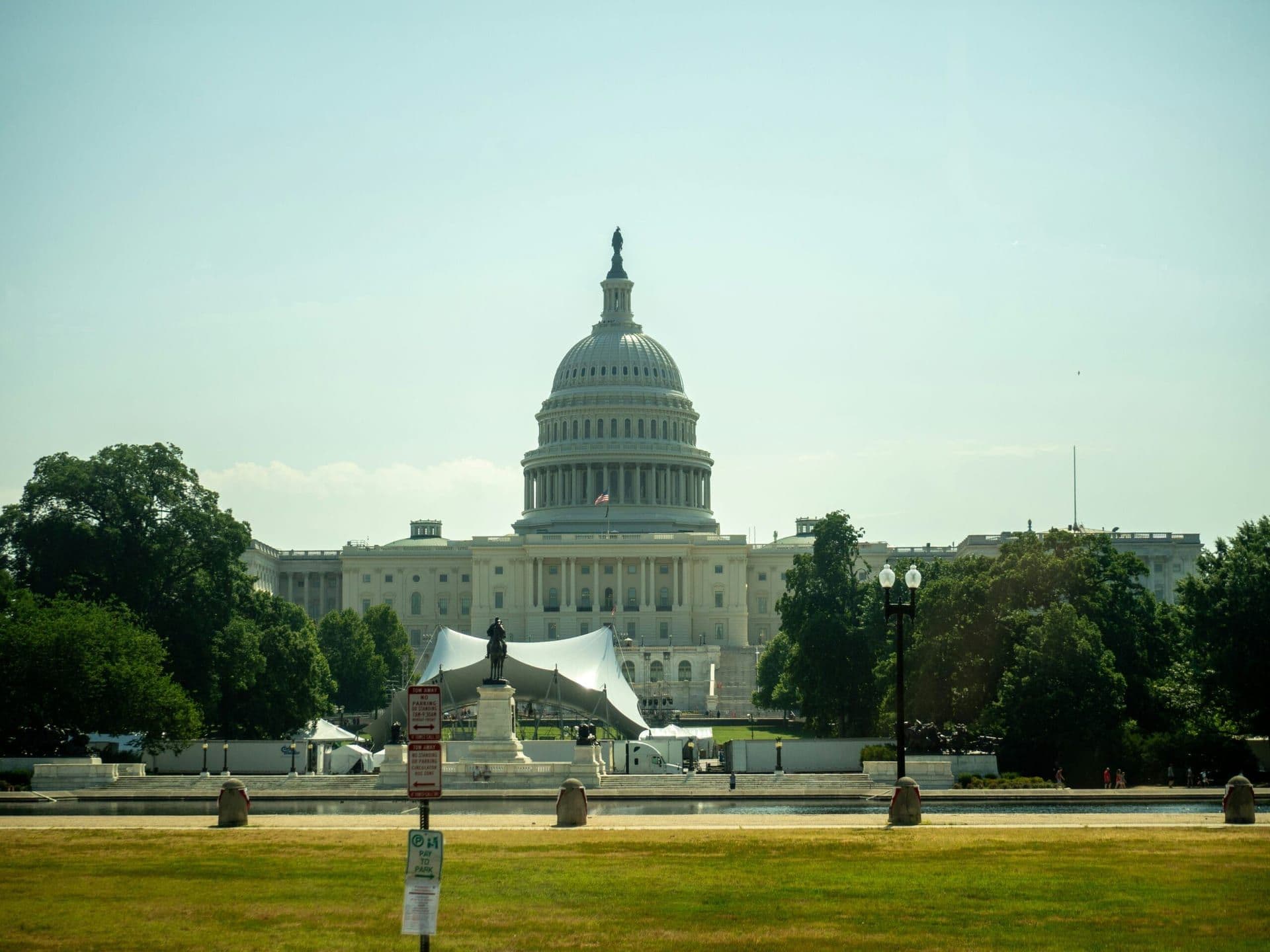 GOP Senators Introduce Legislation to Halt Biden’s Green New Deal Expansion Washington, D.C., USA