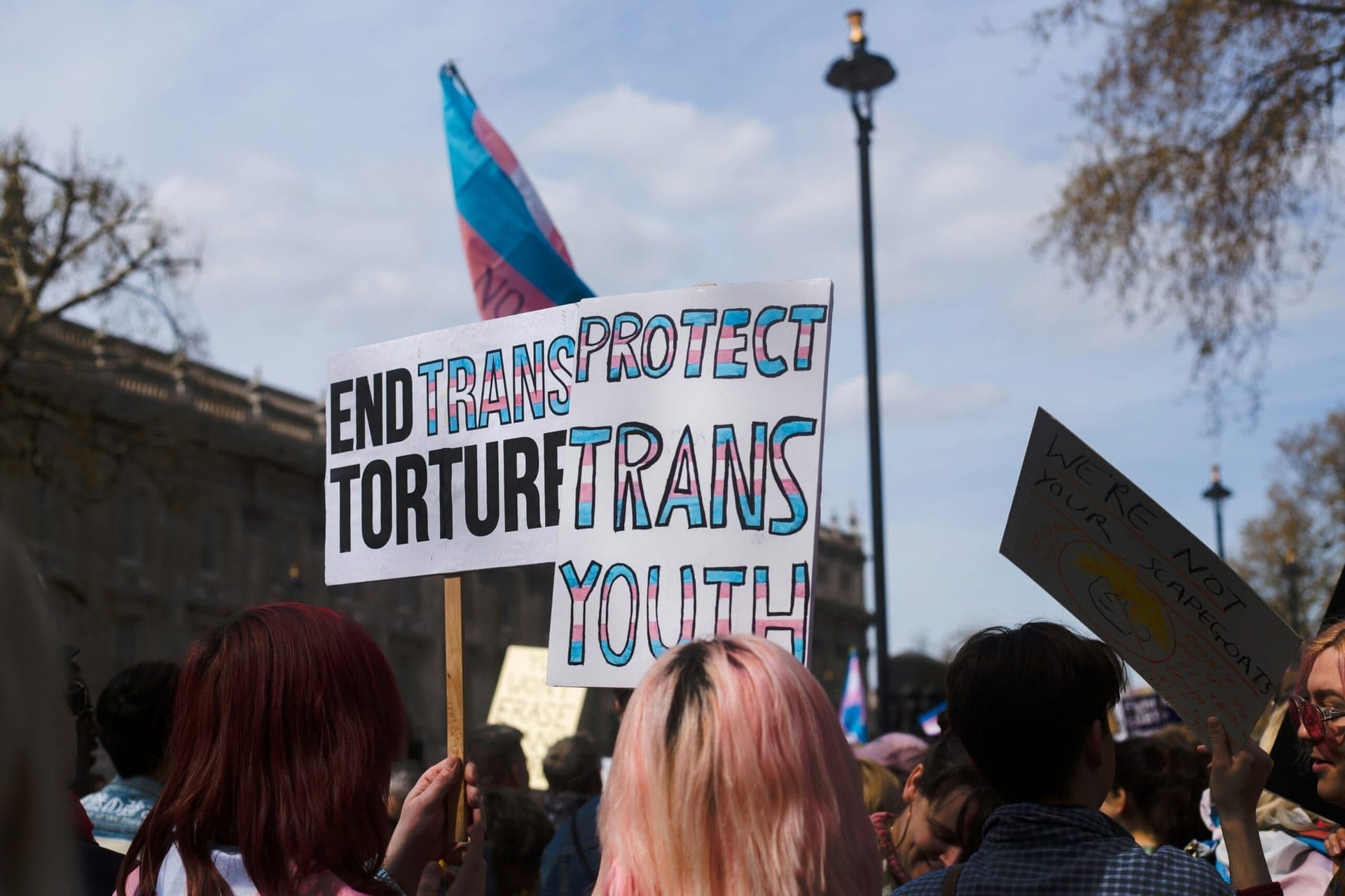 GOP Governors Push for Nationwide Ban on Transgender Treatments for Minors