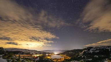 Scenic Northern Lights Illuminate U.S. Skies During Juneteenth