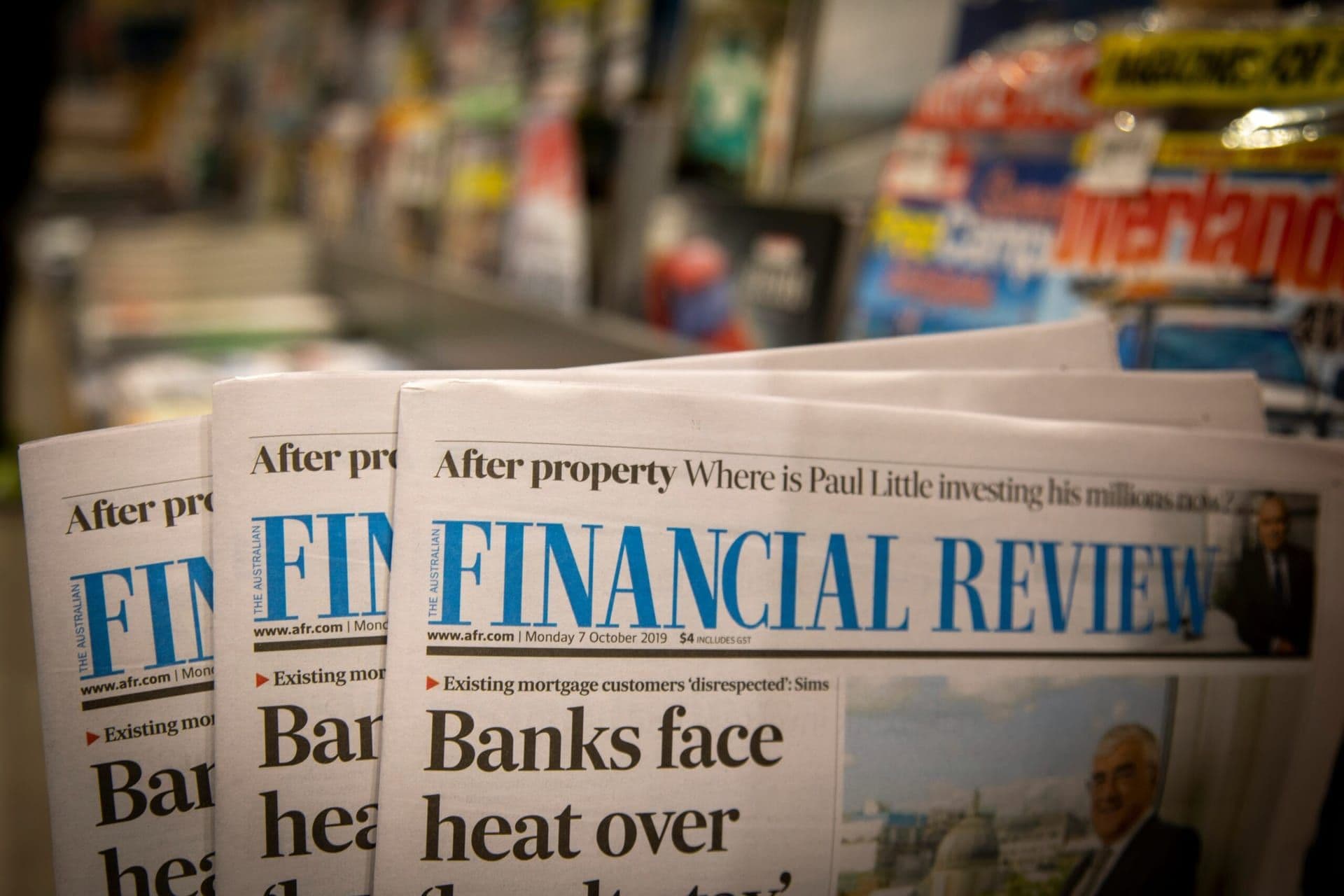 Global Banking Shockwaves: Credit Suisse and SVB Failures Trigger Market Panic