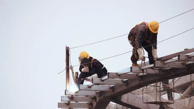 U.S. Job Growth Exceeds Expectations in April 2025