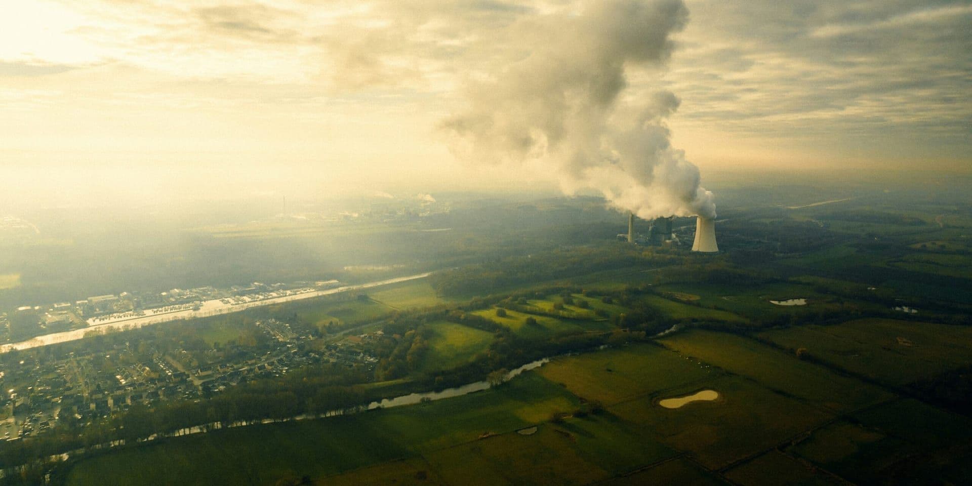 Trump Administration Accelerates Fossil Fuel Projects, Prompting Debate Over Energy Policy and Environmental Impact