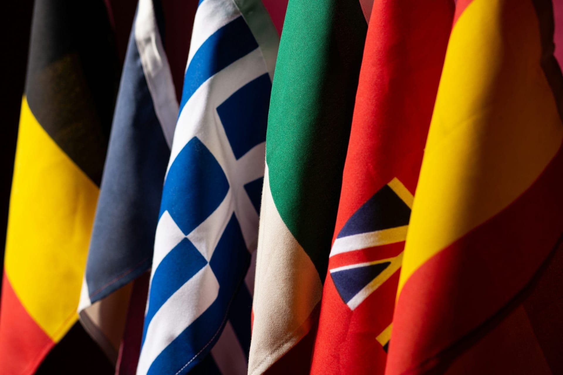 Conservatives Rally Behind Sovereignty Pact to Curb Global Influence