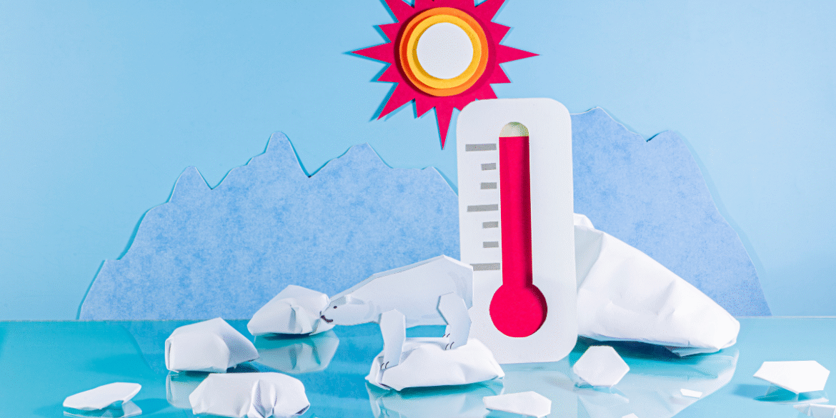 Illustration of a polar bear on melting ice beside a thermometer and sun symbol representing extreme heat.
